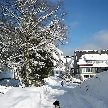 Knochenhaus *